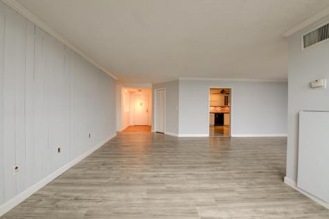 807 Harmon Cove Tower Secaucus NJ 07094