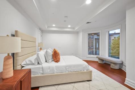 22 Oxford Landing Weehawken NJ 07086