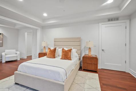 22 Oxford Landing Weehawken NJ 07086