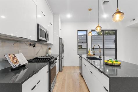 13 Wegman Court Jersey City NJ 07305