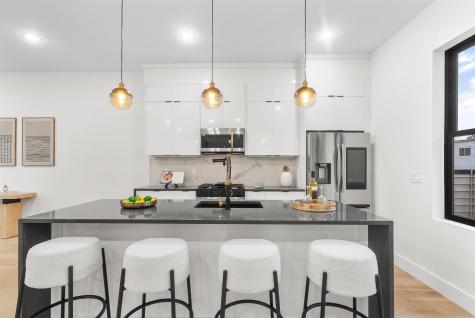 13 Wegman Court Jersey City NJ 07305