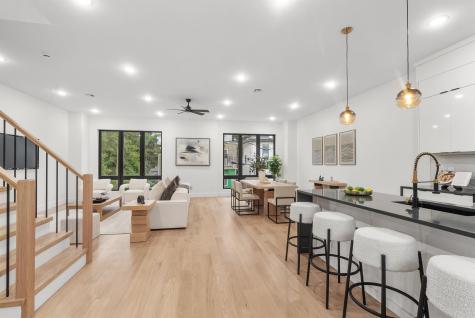 13 Wegman Court Jersey City NJ 07305