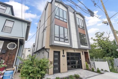 13 Wegman Court Jersey City NJ 07305