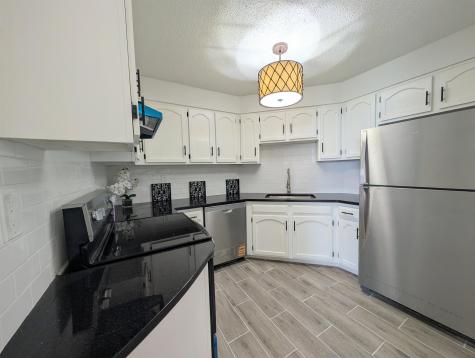 918 Harmon Cove Tower Secaucus NJ 07094