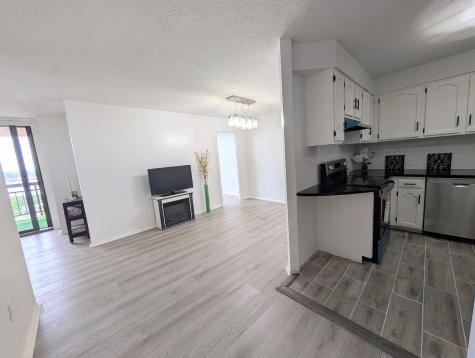 918 Harmon Cove Tower Secaucus NJ 07094