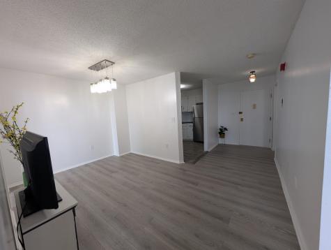 918 Harmon Cove Tower Secaucus NJ 07094