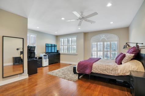 14 Lydia Drive Guttenberg NJ 07093
