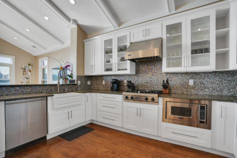 14 Lydia Drive Guttenberg NJ 07093