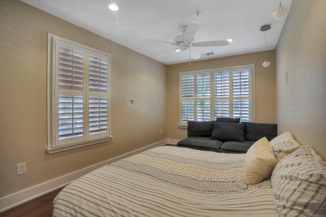 14 Lydia Drive Guttenberg NJ 07093