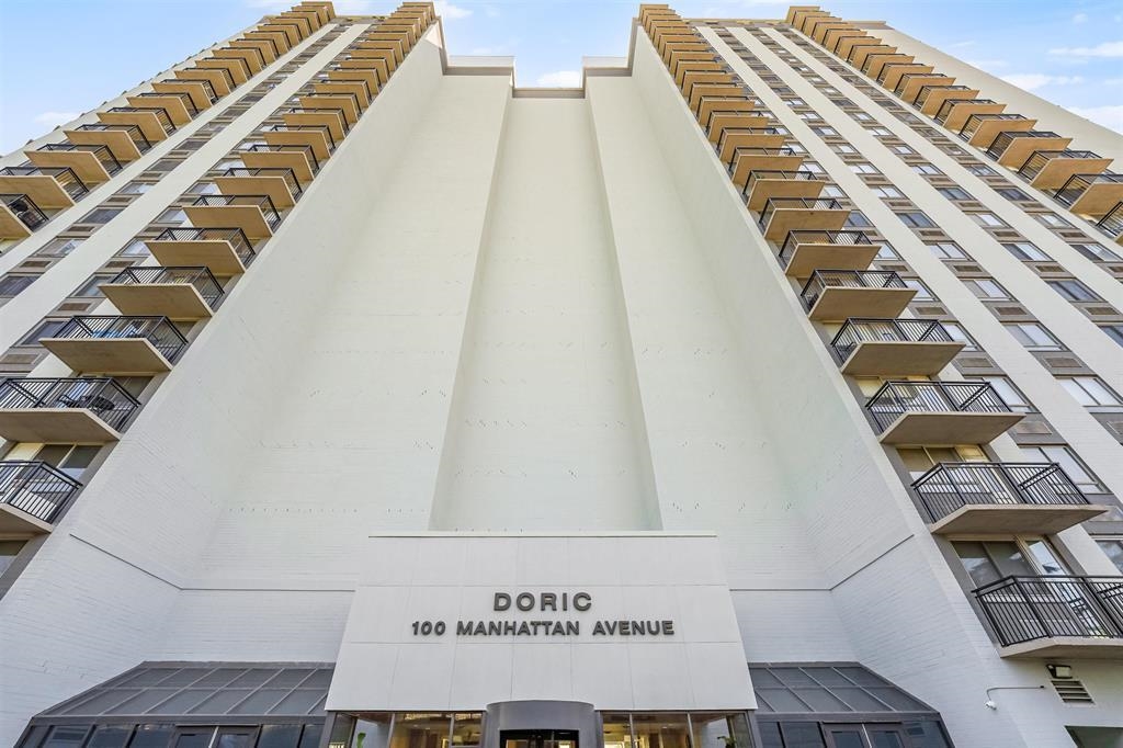 100 Manhattan Avenue Union City NJ 07087