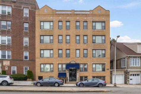 6405 Boulevard East West New York NJ 07093