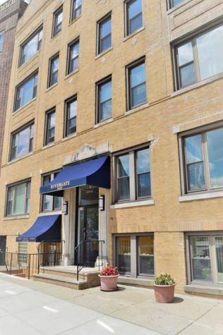 6405 Boulevard East West New York NJ 07093
