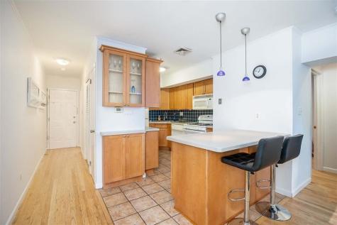 6405 Boulevard East West New York NJ 07093