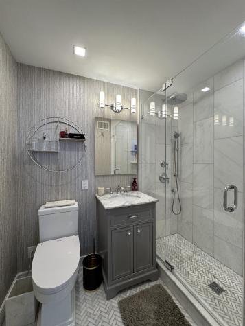 100 Manhattan Avenue Union City NJ 07087