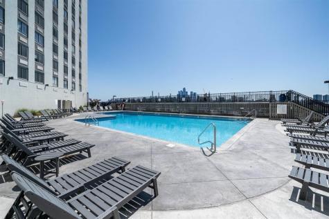 100 Manhattan Avenue Union City NJ 07087