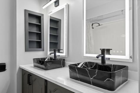 412 Egret Lane Secaucus NJ 07094