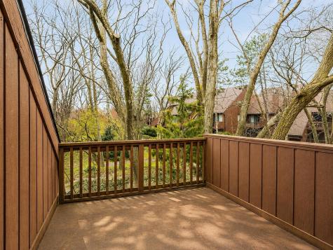 412 Egret Lane Secaucus NJ 07094