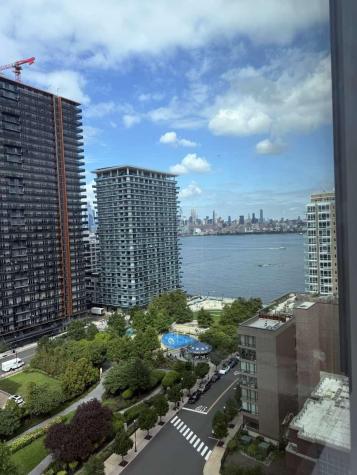 75 Park Lane Jersey City NJ 07310