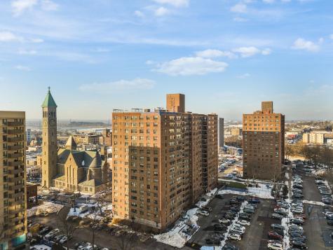 10 Huron Avenue Jersey City NJ 07306