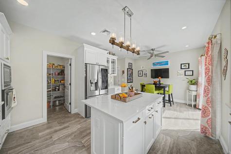 28 Jacobs Landing Way Secaucus NJ 07094