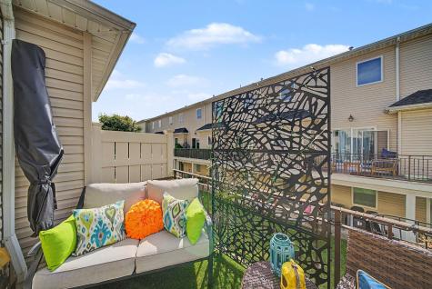 28 Jacobs Landing Way Secaucus NJ 07094