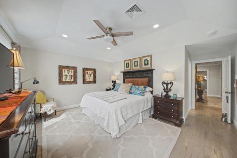 28 Jacobs Landing Way Secaucus NJ 07094