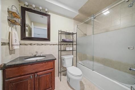 28 Jacobs Landing Way Secaucus NJ 07094