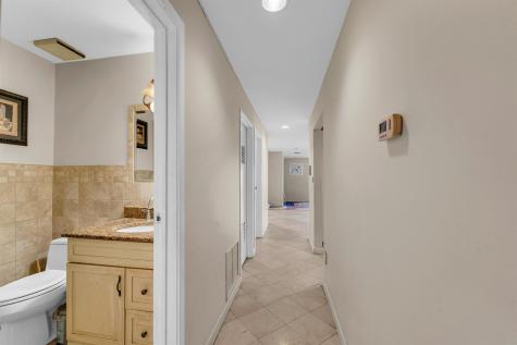 8C Cove Lane North Bergen NJ 07047