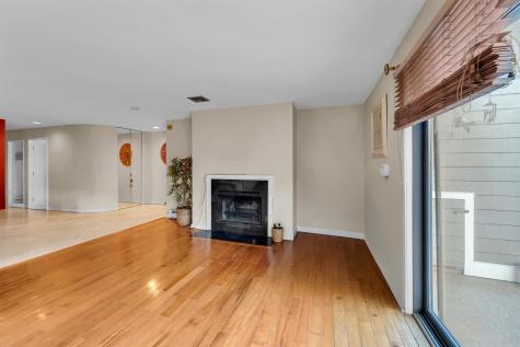 8C Cove Lane North Bergen NJ 07047