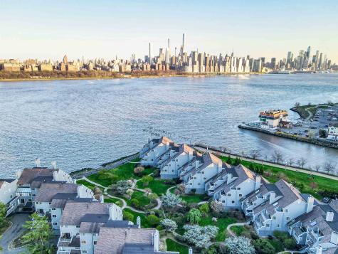 8C Cove Lane North Bergen NJ 07047