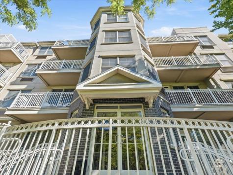 4 Constellation Place Jersey City NJ 07305