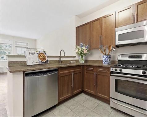4 Constellation Place Jersey City NJ 07305