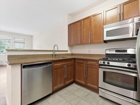 4 Constellation Place Jersey City NJ 07305