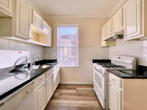 1614 Summit Avenue Union City NJ 07087