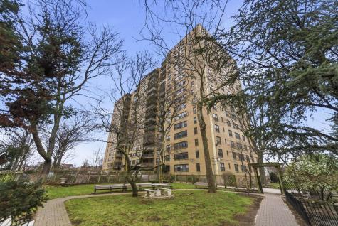 201 Street Pauls Avenue Jersey City NJ 07306