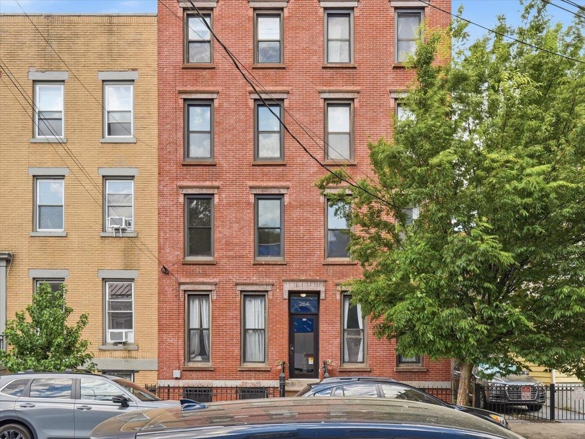 264 3rd Street Jersey City NJ 07302