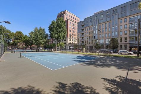 364 8th Street Jersey City NJ 07302