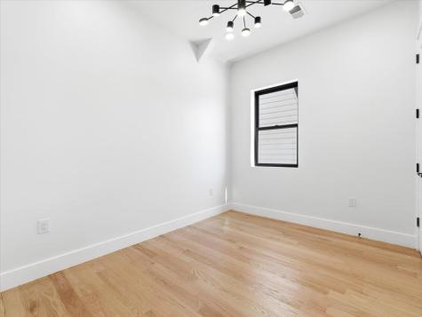 81 Lexington Avenue Jersey City NJ 07304