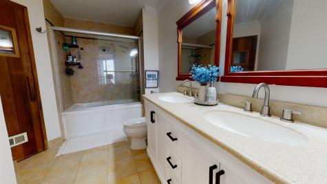 1020 Harmon Cove Tower Secaucus NJ 07094