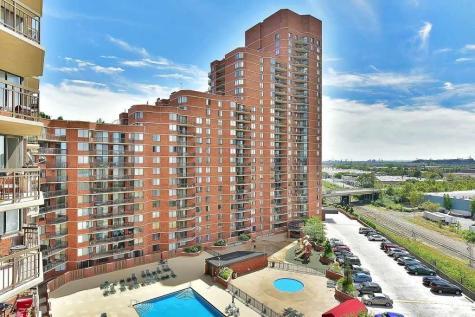 1020 Harmon Cove Tower Secaucus NJ 07094