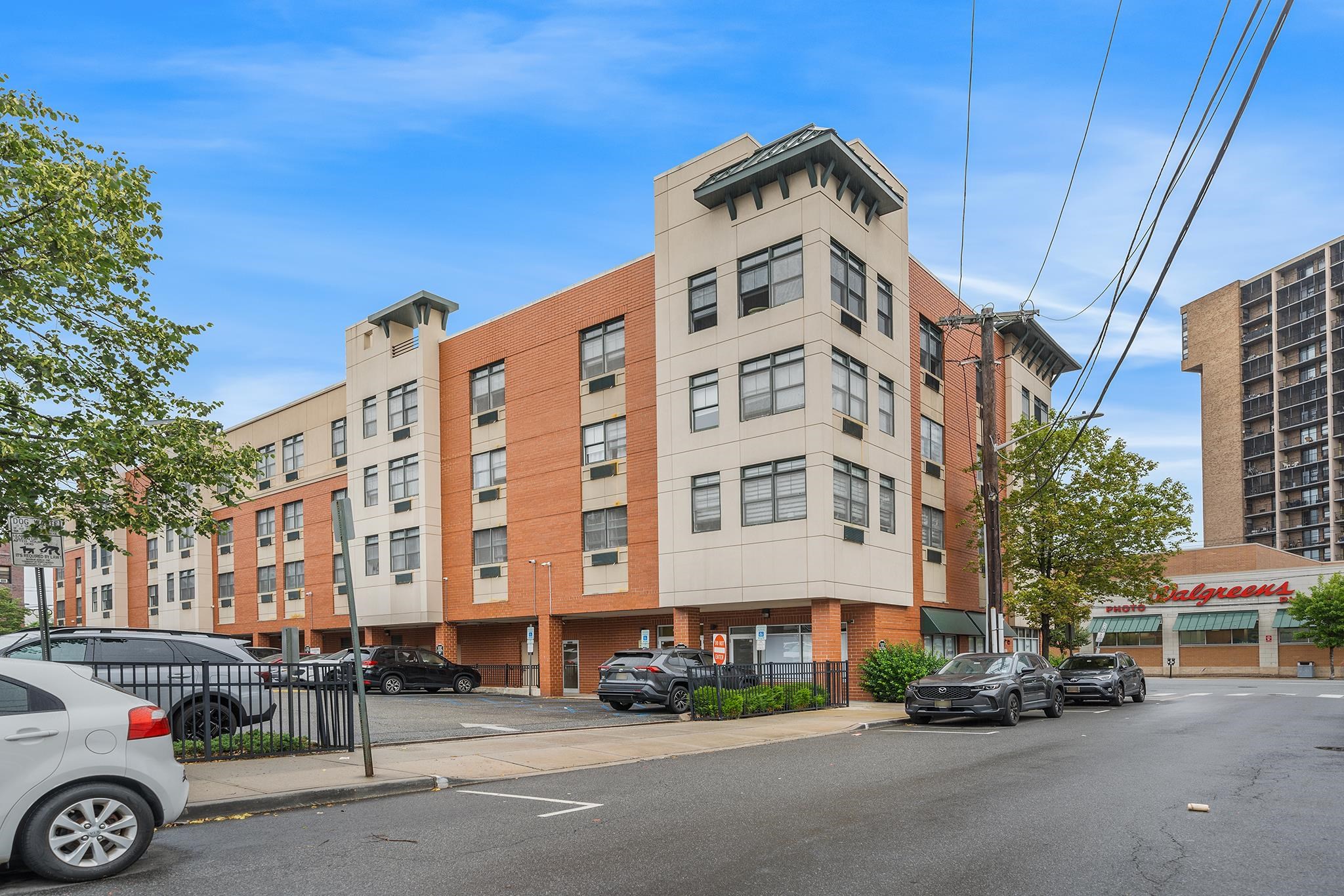 9252 Kennedy Boulevard North Bergen NJ 07047