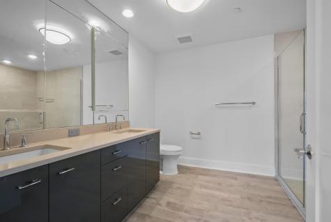 150 Henley Place Weehawken NJ 07086
