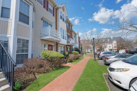 32 Cedar Street Jersey City NJ 07305