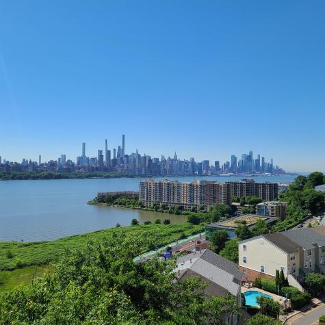 8450 Boulevard East North Bergen NJ 07047
