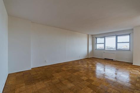 6600 Boulevard East West New York NJ 07093