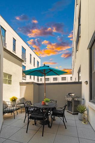 518-530 Gregory Avenue Weehawken NJ 07086
