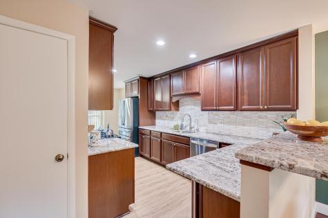 138 Oakmont Court Edison NJ 08820