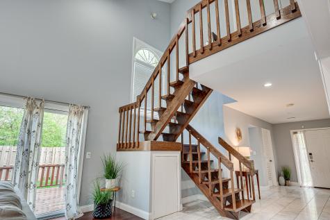138 Oakmont Court Edison NJ 08820