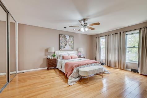 138 Oakmont Court Edison NJ 08820