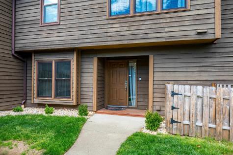 138 Oakmont Court Edison NJ 08820
